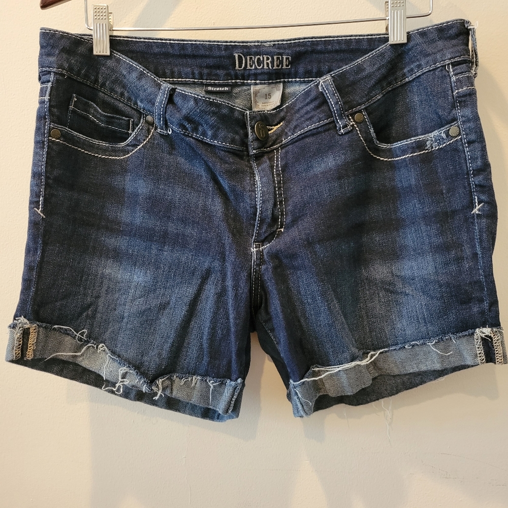 Decree - Women's denim mid rise shorts front/back pockets Size 15